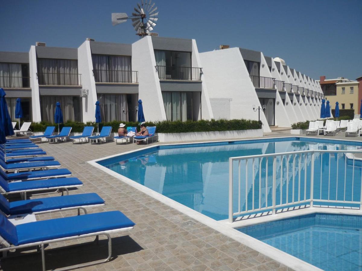 Penelope Beach Hotel Apts 普罗塔拉斯 外观 照片